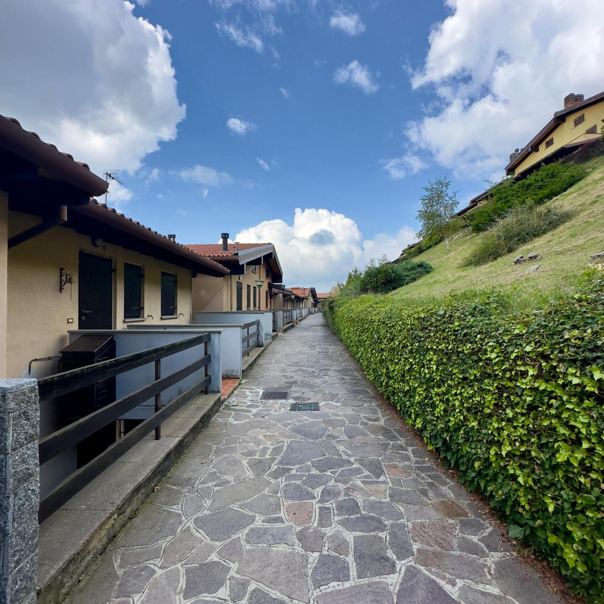 Panorama 1200, In The Heart Of The San Fermo Hills Apartment Adrara San Rocco Exterior photo